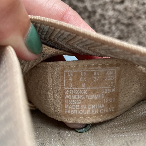 Clark’s sandals - Picture 4 of 4